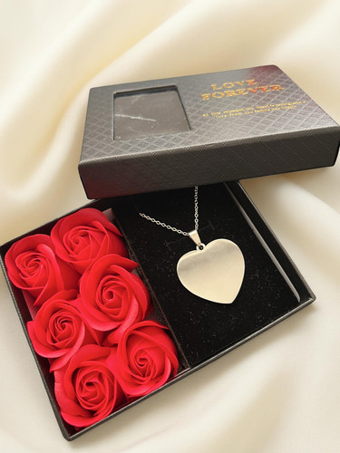 Geschenkbox mit rosen für - mit,